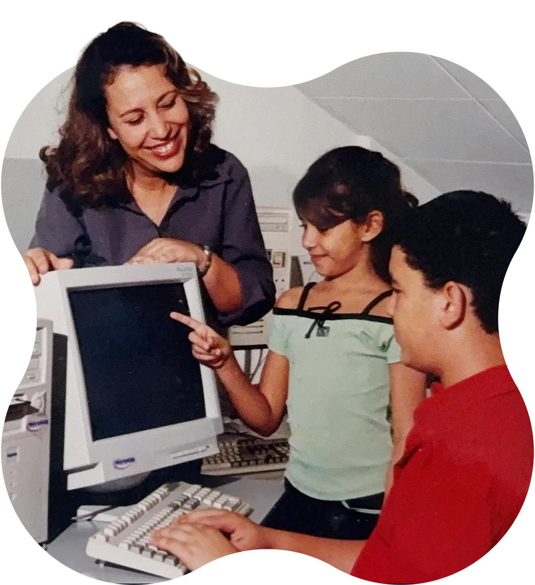 Microkids - Parceiros da Educação há 30 anos